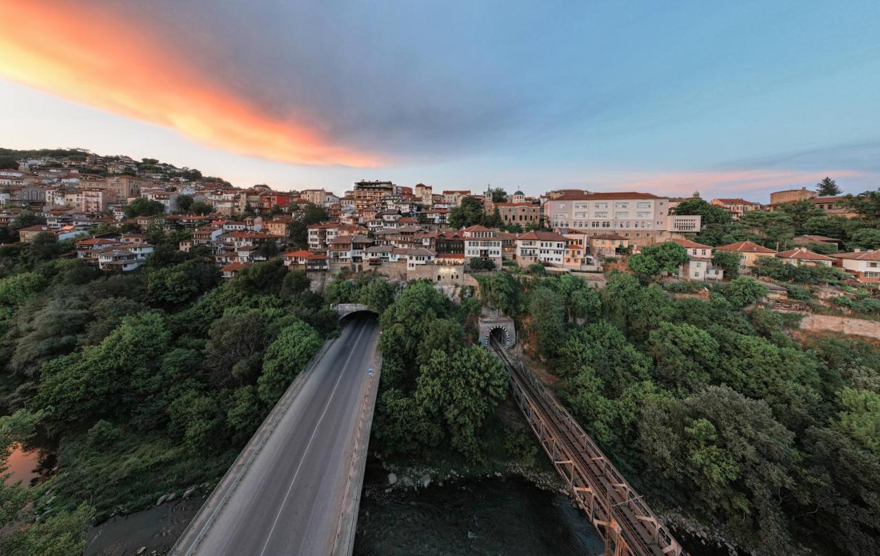 Bridges Residence Veliko Tarnovo Eksteriør billede